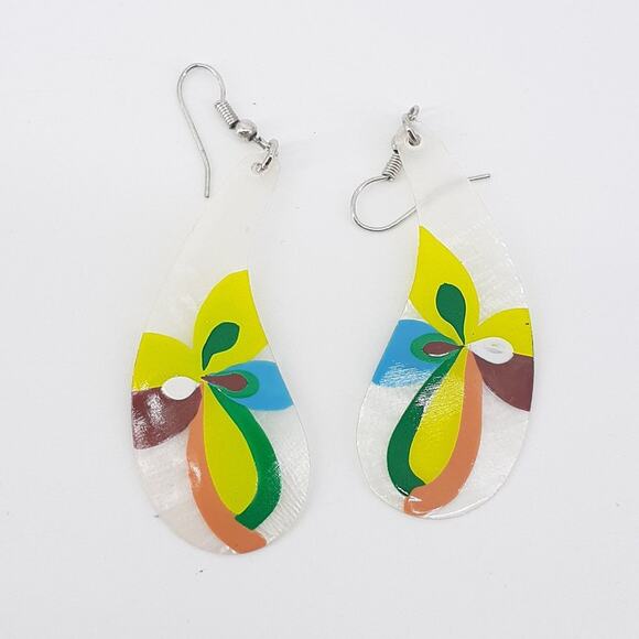 Earrings Made of Seashells Hand Painted Dangling tear Yellow Blue Orange - Picture 2 of 7